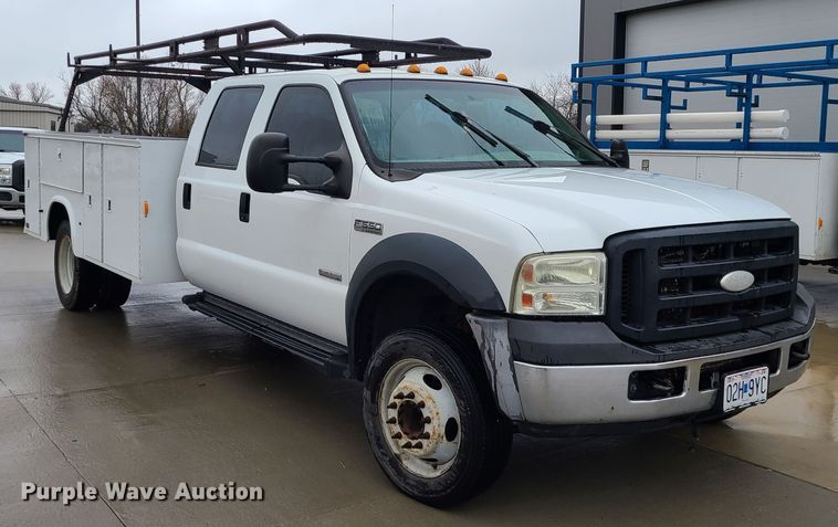 image for item IF9406 2007 Ford F550 Super Duty  Crew Cab utility / service truck