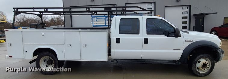 image for item IF9406 2007 Ford F550 Super Duty  Crew Cab utility / service truck