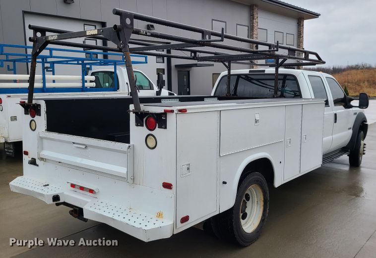 image for item IF9406 2007 Ford F550 Super Duty  Crew Cab utility / service truck