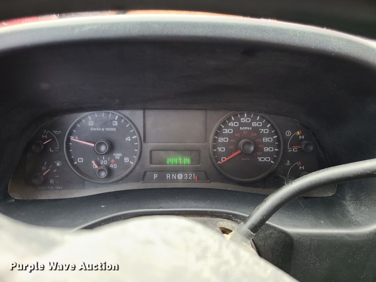 image for item IF9406 2007 Ford F550 Super Duty  Crew Cab utility / service truck