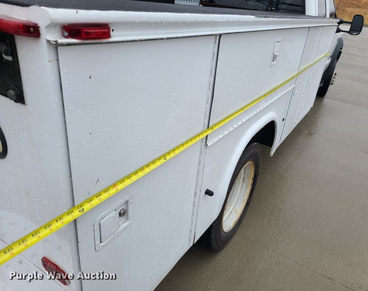 image for item IF9406 2007 Ford F550 Super Duty  Crew Cab utility / service truck