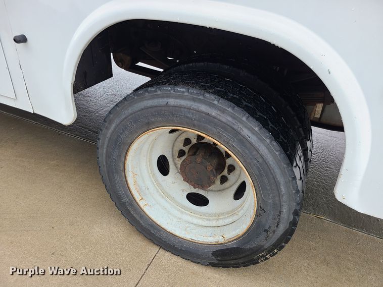 image for item IF9406 2007 Ford F550 Super Duty  Crew Cab utility / service truck