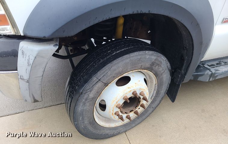 image for item IF9406 2007 Ford F550 Super Duty  Crew Cab utility / service truck