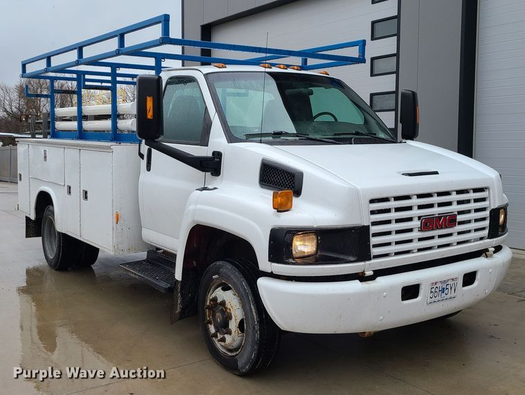 image for item IF9408 2009 GMC C5500  utility / service truck