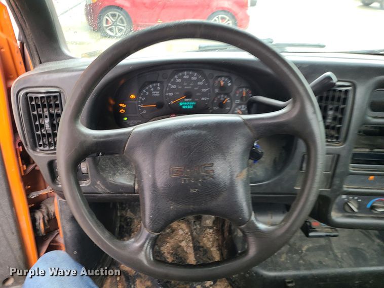 image for item IF9408 2009 GMC C5500  utility / service truck