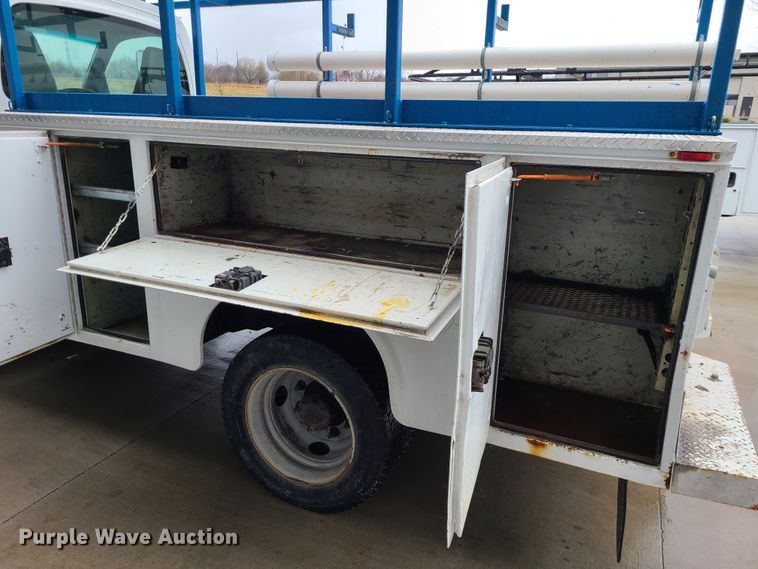 image for item IF9408 2009 GMC C5500  utility / service truck