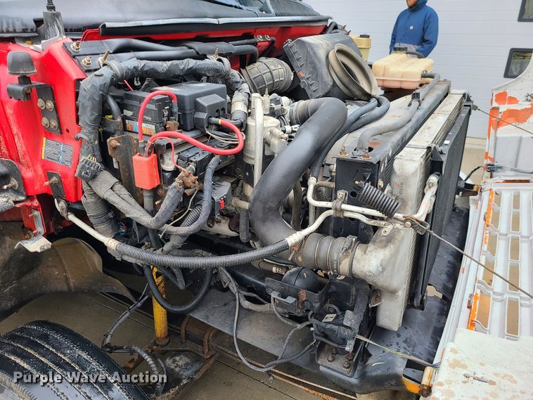 image for item IF9408 2009 GMC C5500  utility / service truck