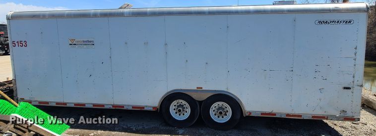 image for item IF9445 2002 Roadmaster  enclosed cargo trailer