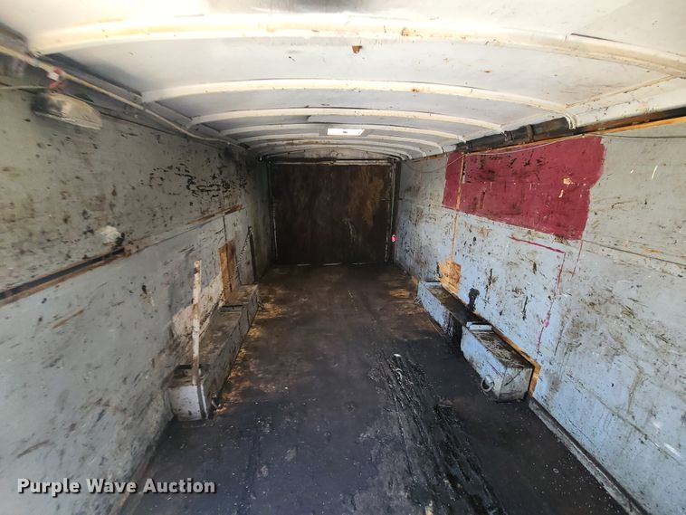 image for item IF9445 2002 Roadmaster  enclosed cargo trailer