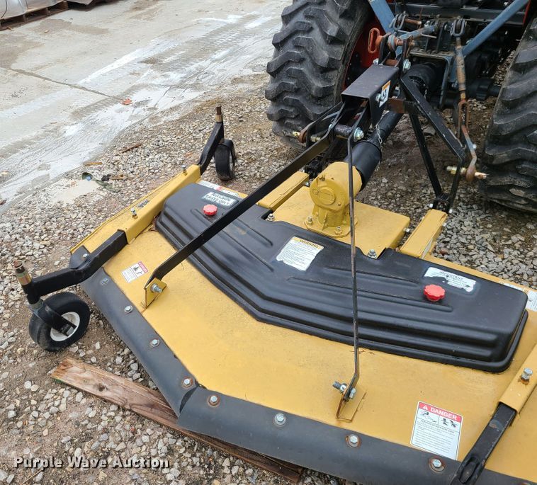 image for item IF9466 Kubota B3300SU  MFWD tractor