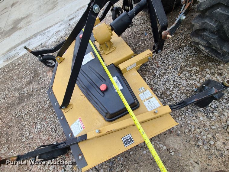 image for item IF9466 Kubota B3300SU  MFWD tractor