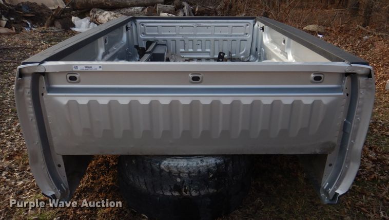 image for item IM9686 2015 Chevrolet  pickup truck bed
