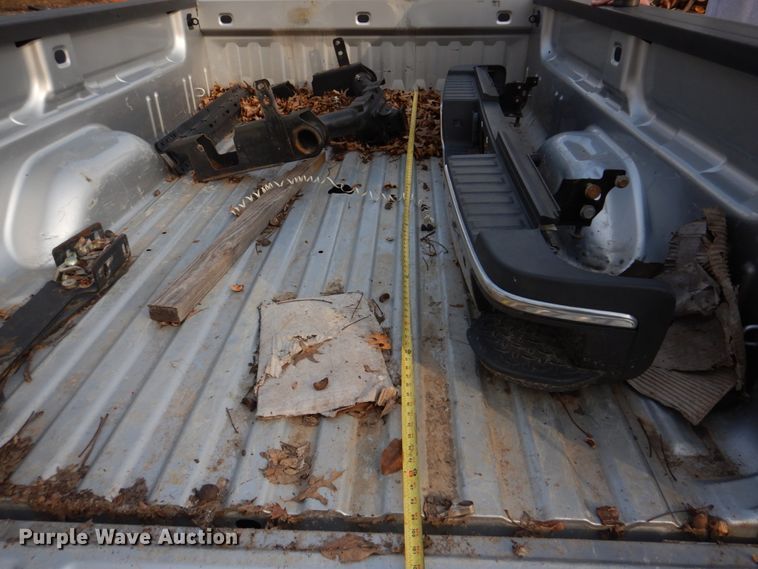 image for item IM9686 2015 Chevrolet  pickup truck bed