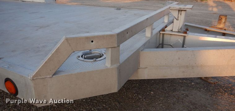 image for item IM9688 2010 Aluma  utility trailer