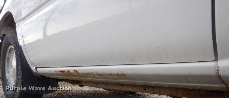 image for item IM9692 2004 GMC Sierra 1500  pickup truck