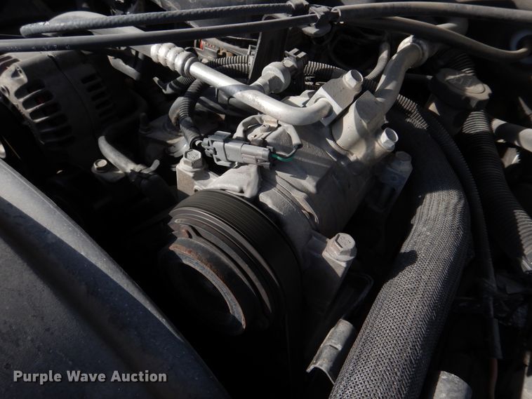 image for item IM9692 2004 GMC Sierra 1500  pickup truck