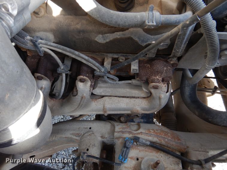 image for item IM9692 2004 GMC Sierra 1500  pickup truck