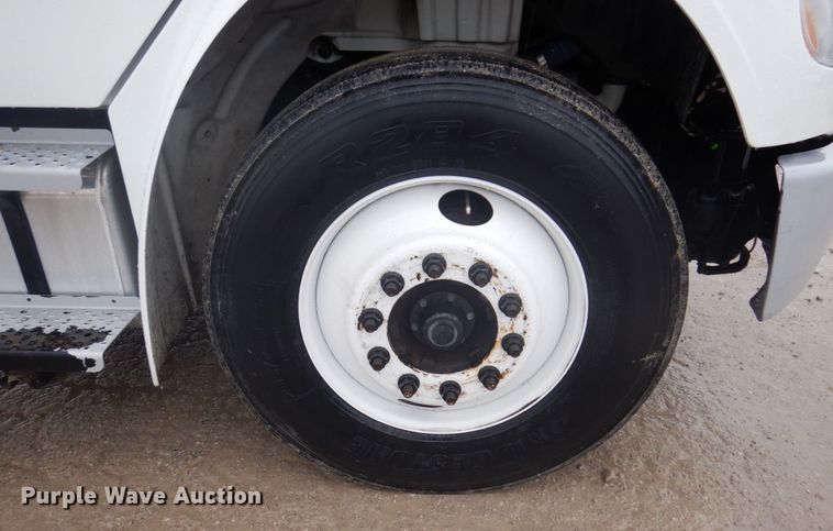 image for item IM9760 2014 Freightliner M2 106  box truck