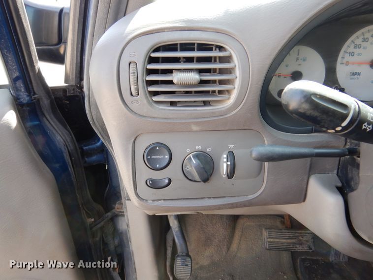 image for item IM9835 2003 Dodge Caravan  van