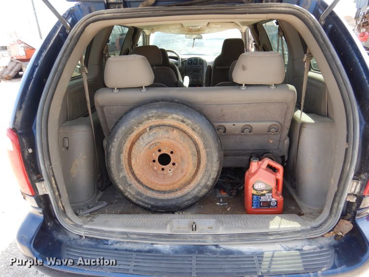 image for item IM9835 2003 Dodge Caravan  van