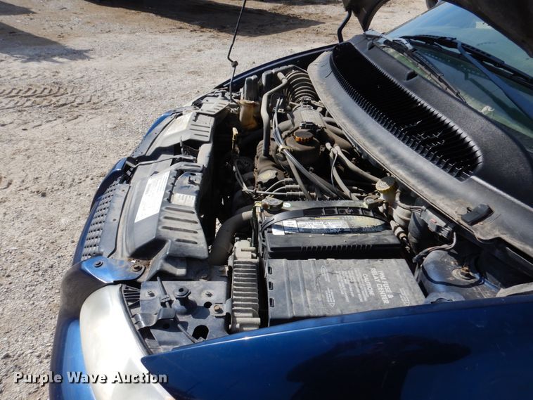 image for item IM9835 2003 Dodge Caravan  van