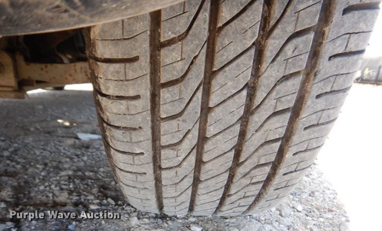 image for item IM9835 2003 Dodge Caravan  van