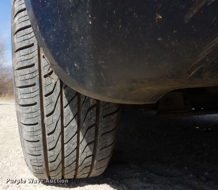 image for item IM9835 2003 Dodge Caravan  van