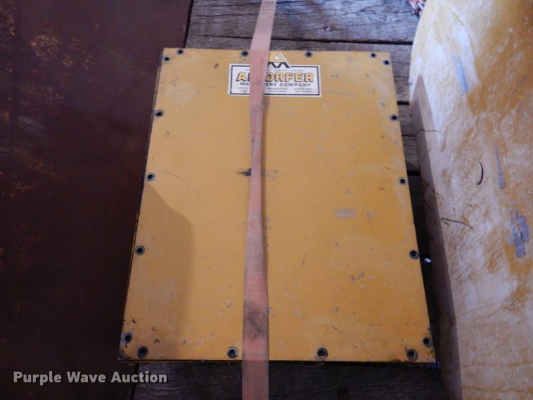 image for item IM9850 Caterpillar D399  generator