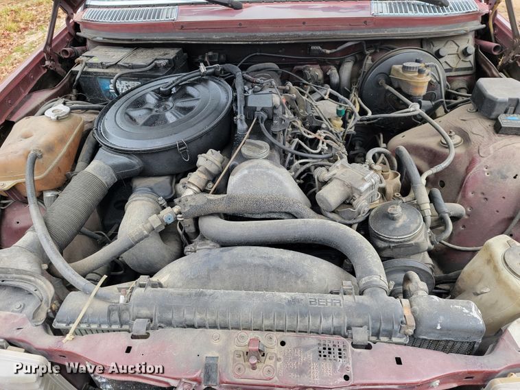 image for item JE9940 1982 Mercedes Benz 300CD