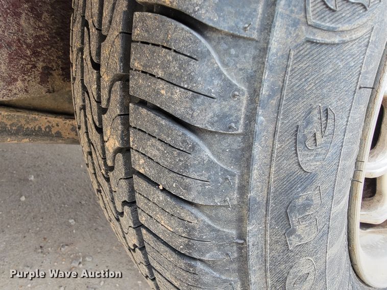 image for item JE9940 1982 Mercedes Benz 300CD