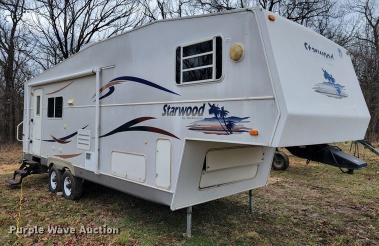 image for item JE9941 2004 Monaco Starwood  camper