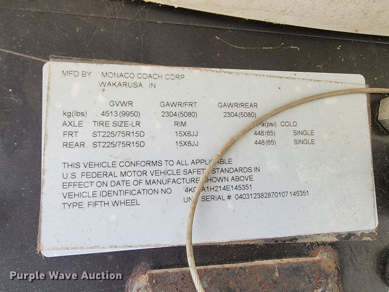 image for item JE9941 2004 Monaco Starwood  camper