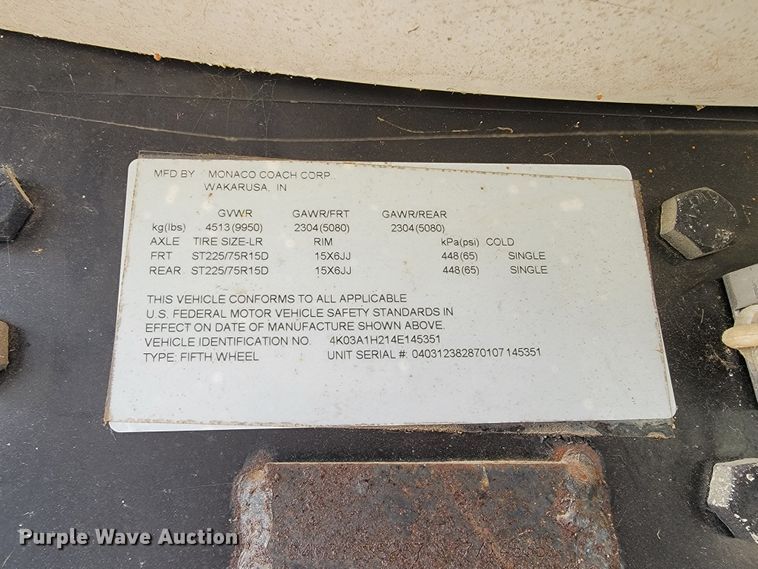 image for item JE9941 2004 Monaco Starwood  camper