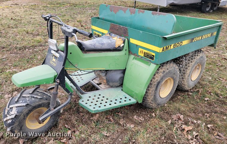 image for item JE9944 John Deere AMT 600  utility vehicle