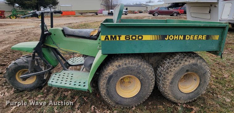 image for item JE9944 John Deere AMT 600  utility vehicle