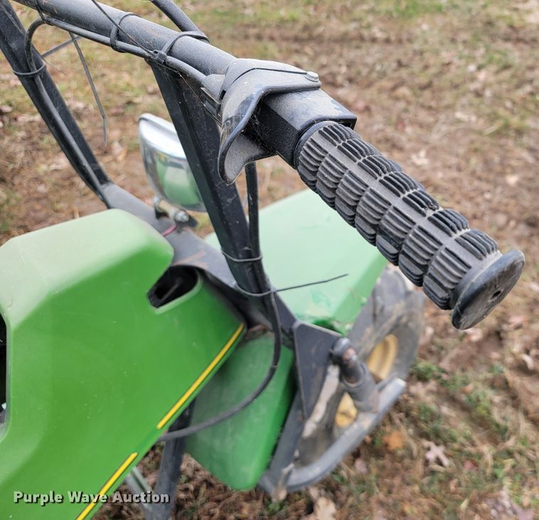 image for item JE9944 John Deere AMT 600  utility vehicle