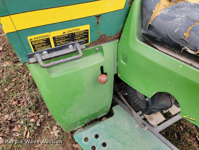 image for item JE9944 John Deere AMT 600  utility vehicle