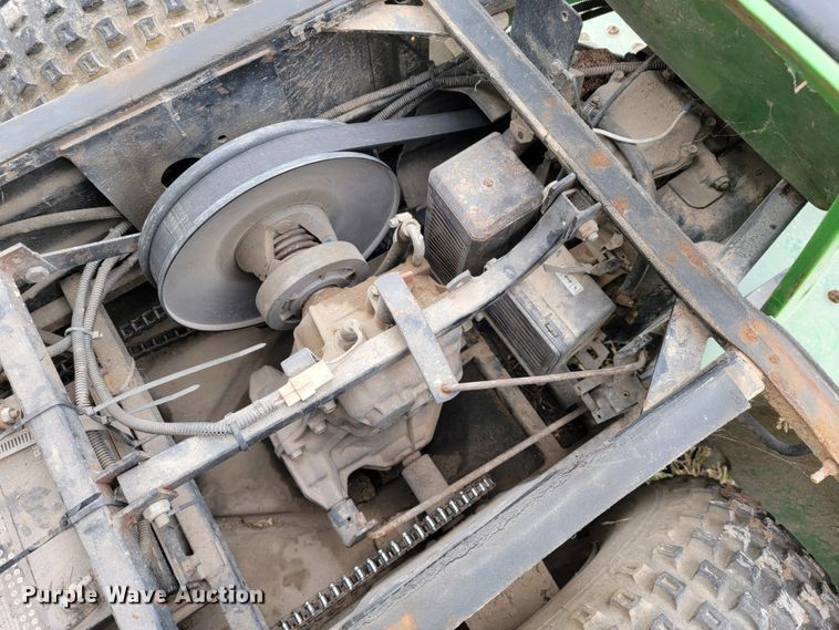 image for item JE9944 John Deere AMT 600  utility vehicle