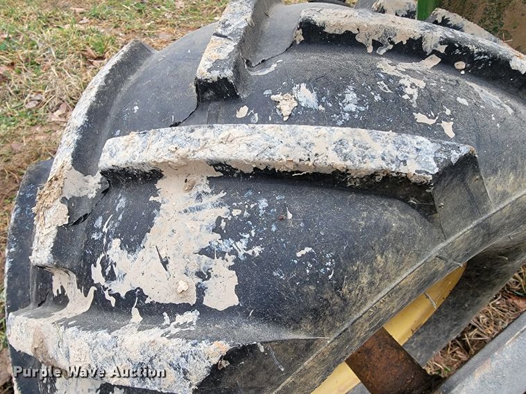 image for item JE9944 John Deere AMT 600  utility vehicle