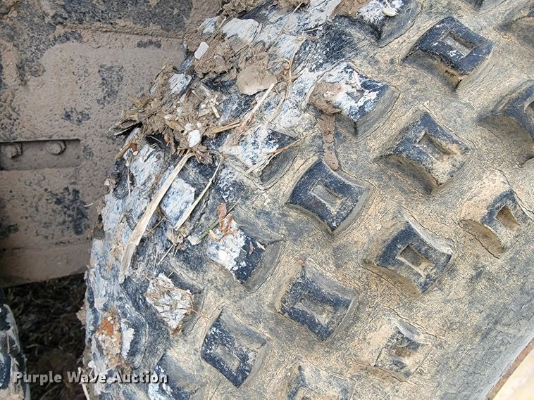 image for item JE9944 John Deere AMT 600  utility vehicle