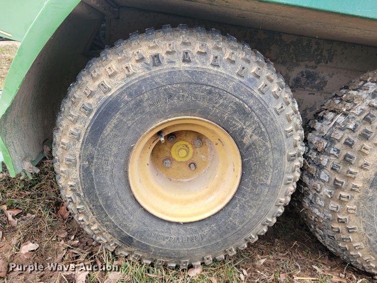 image for item JE9944 John Deere AMT 600  utility vehicle