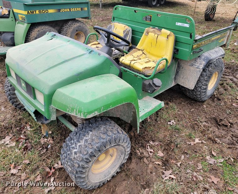 image for item JE9945 John Deere Gator 4x2  utility vehicle