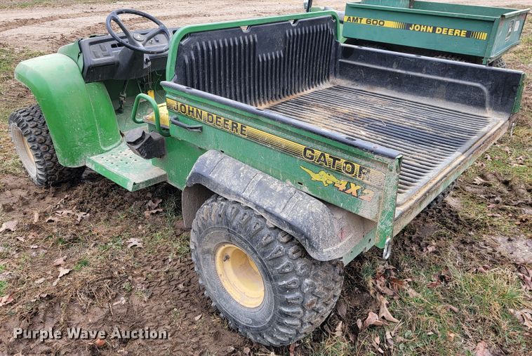 image for item JE9945 John Deere Gator 4x2  utility vehicle