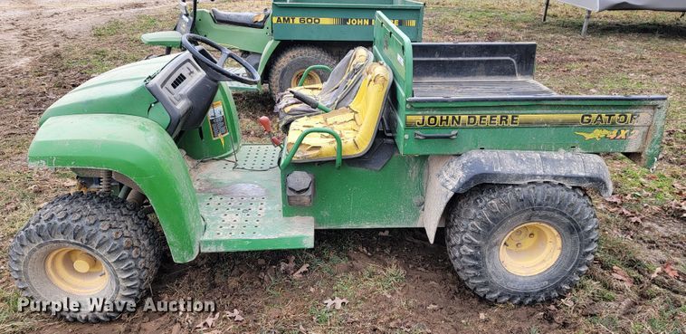 image for item JE9945 John Deere Gator 4x2  utility vehicle