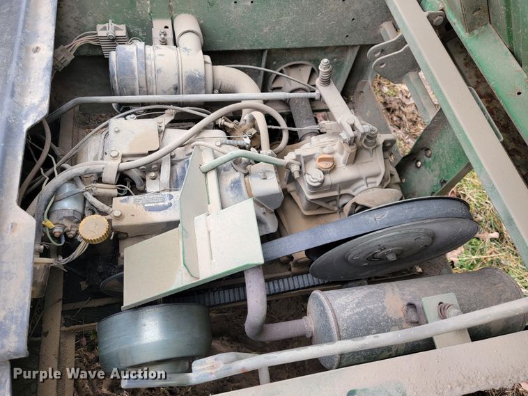 image for item JE9945 John Deere Gator 4x2  utility vehicle