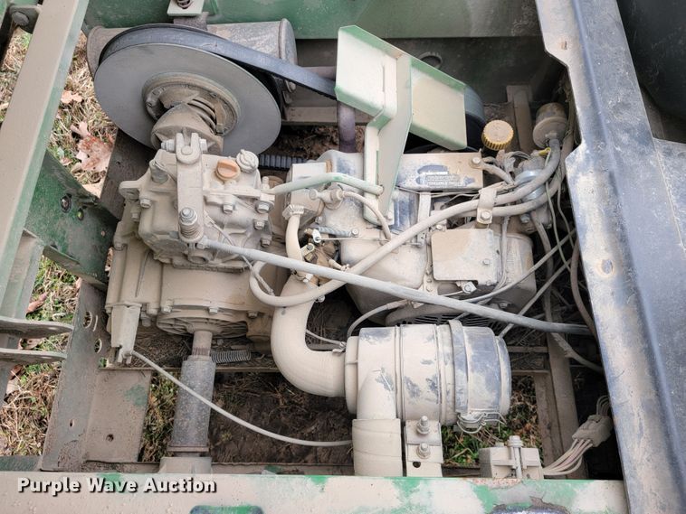 image for item JE9945 John Deere Gator 4x2  utility vehicle