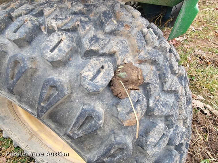 image for item JE9945 John Deere Gator 4x2  utility vehicle