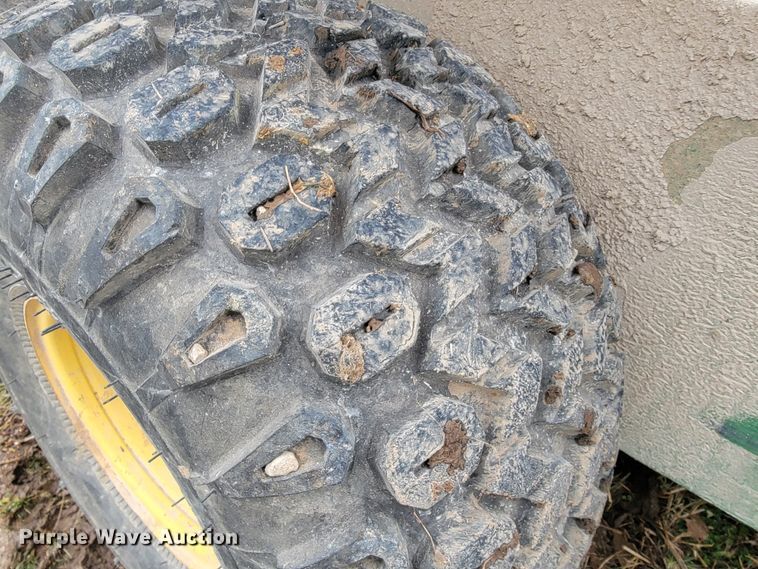 image for item JE9945 John Deere Gator 4x2  utility vehicle