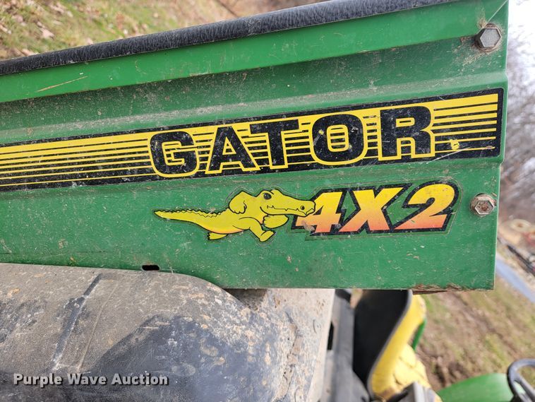 image for item JE9945 John Deere Gator 4x2  utility vehicle