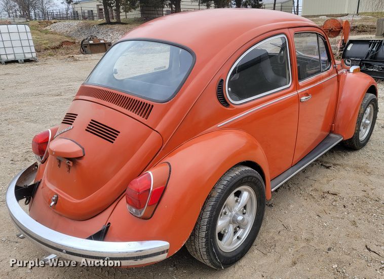 image for item JE9946 1971 Volkswagen Beetle